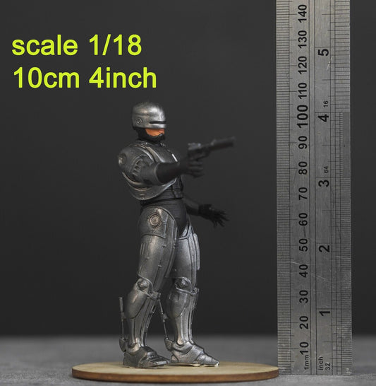 Robot man figure 1:18 to HO scale handpaint high detail