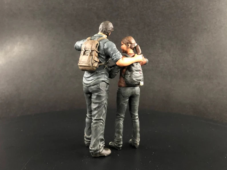 Dad and daughter figure hand painted high detail 1/24 1/18 scale