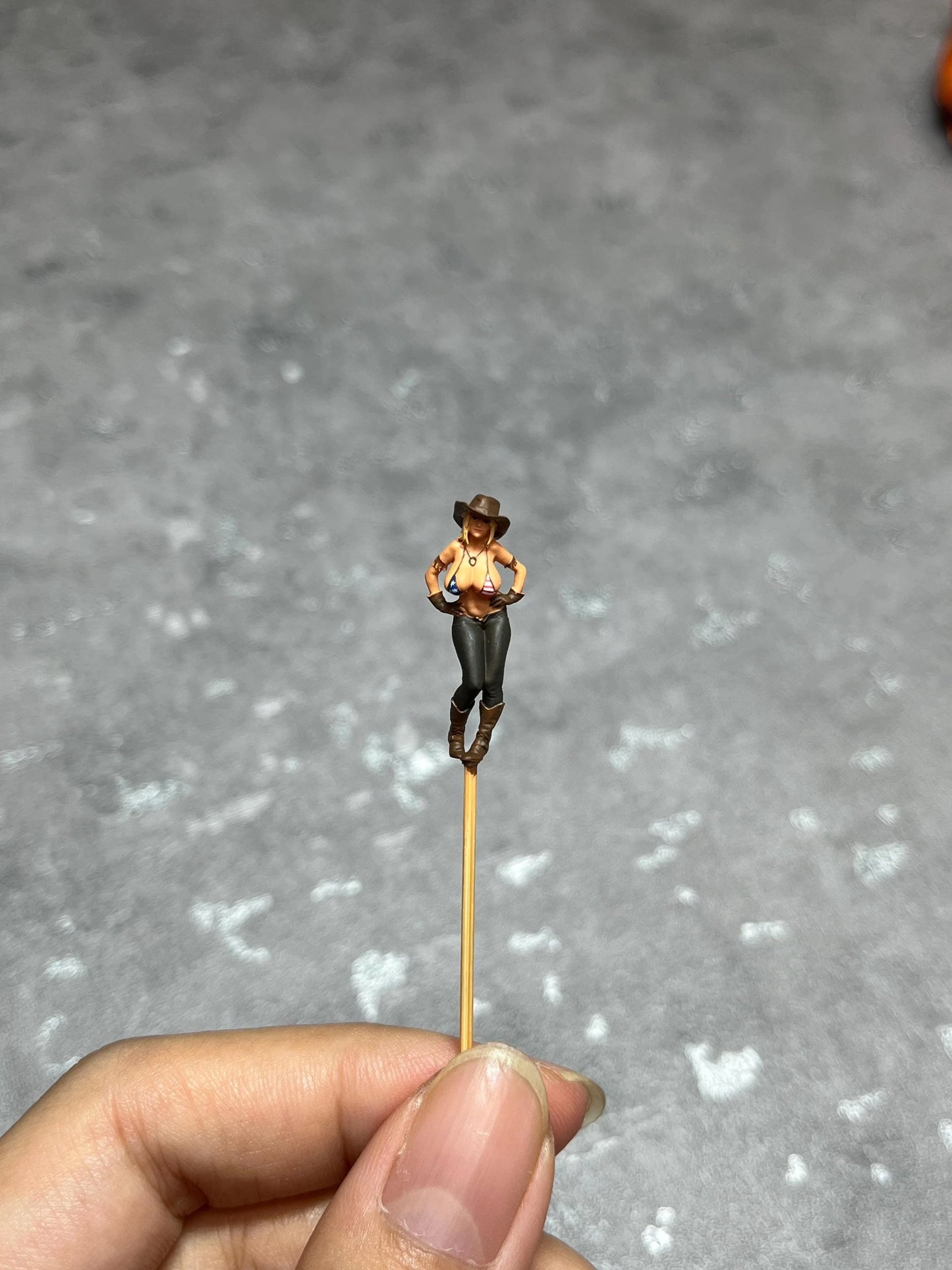 Tina  girl figure handpaint high detail 1:18 scale